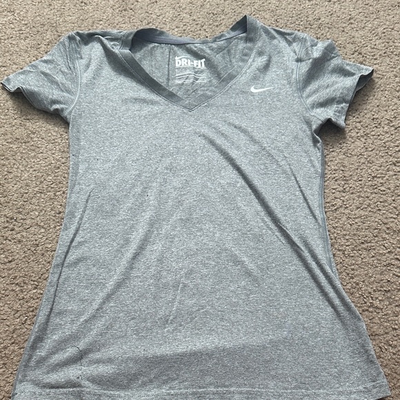 Nike Women's Short Sleeve Gray Tee - Picture 1 of 3